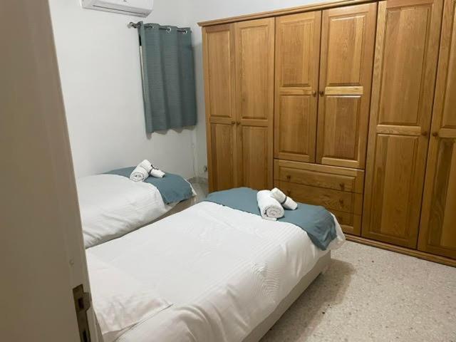 Spacious 3 Bedroom Apartment In The Heart Of St Julians Saint Julian's Luaran gambar