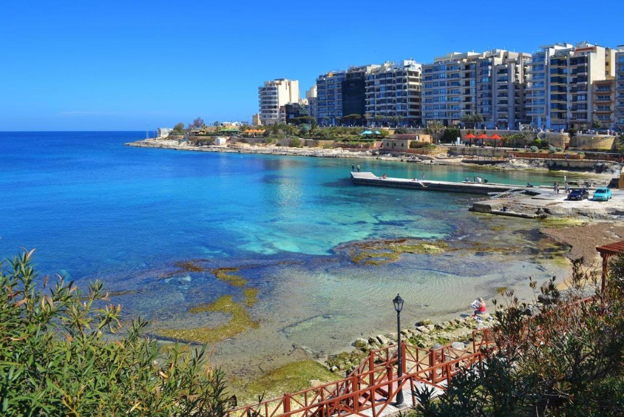 Spacious 3 Bedroom Apartment In The Heart Of St Julians Saint Julian's Luaran gambar