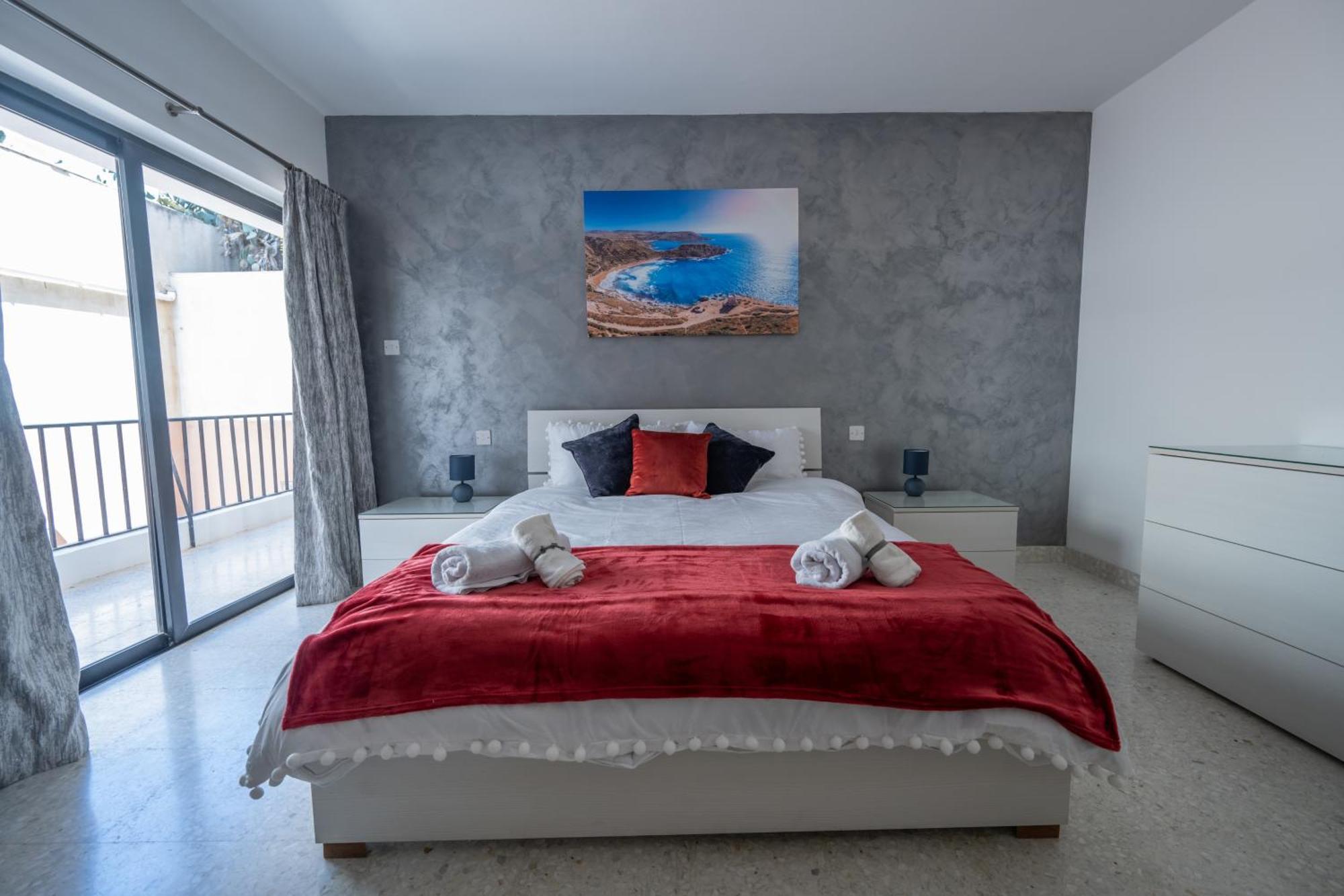 Spacious 3 Bedroom Apartment In The Heart Of St Julians Saint Julian's Luaran gambar