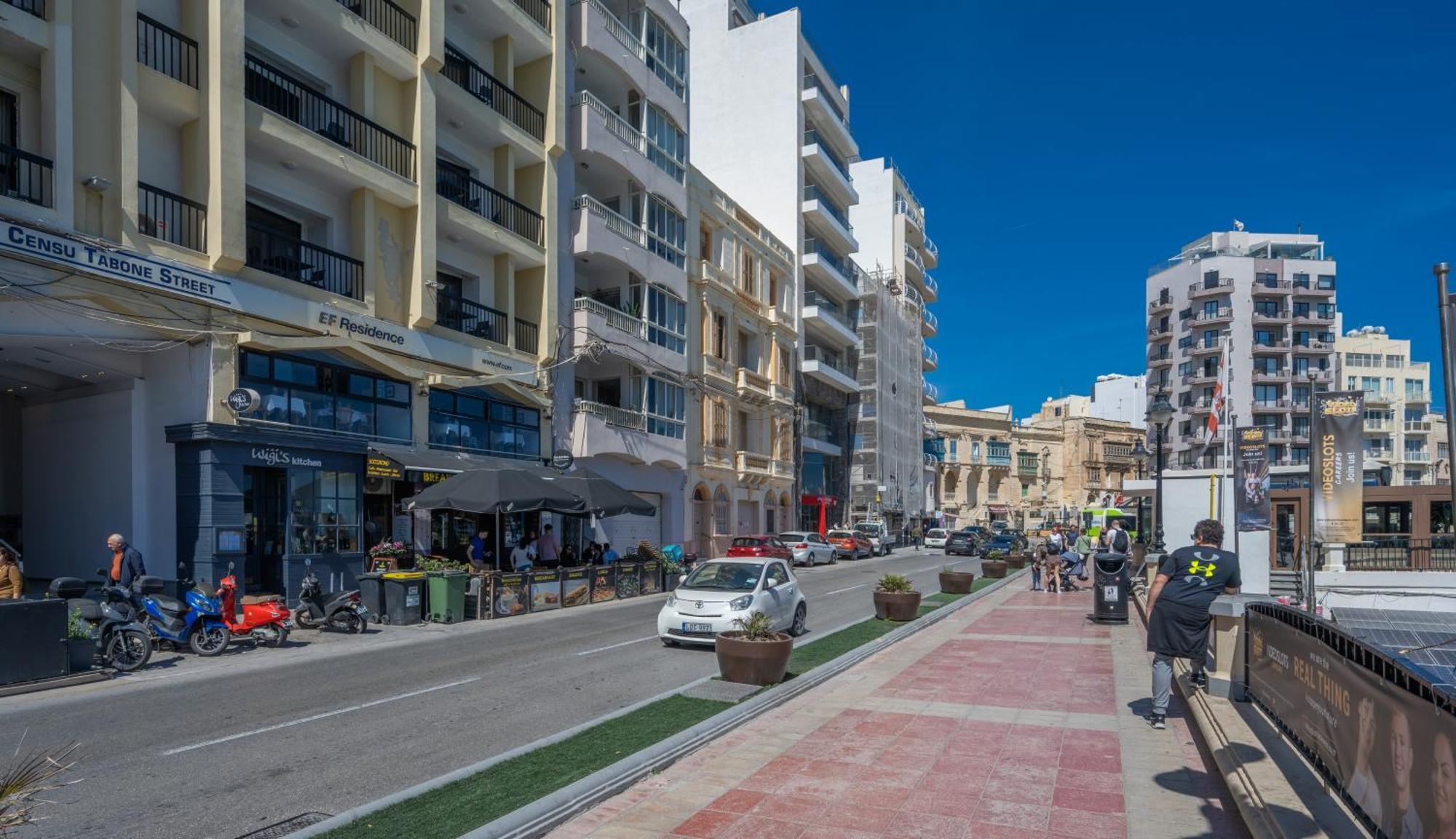 Spacious 3 Bedroom Apartment In The Heart Of St Julians Saint Julian's Luaran gambar